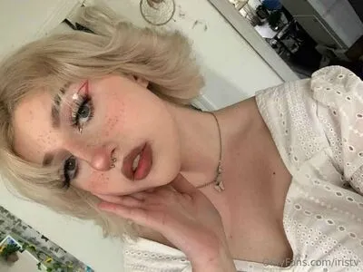 Iristv OnlyFans Leaked Free Thumbnail Picture - #cpflj1JGjT