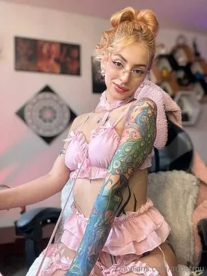 Iropetrou OnlyFans Leaked Free Thumbnail Picture - #h9lmd9YjC2