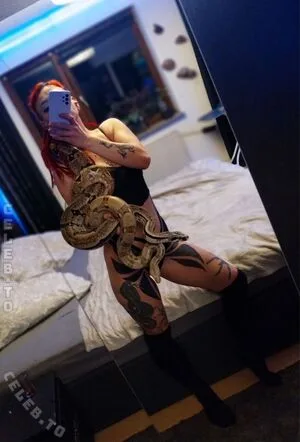 Iry Rose OnlyFans Leaked Free Thumbnail Picture - #x31zGAr25u