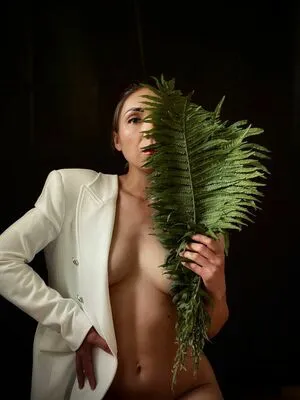 Iryna Sun OnlyFans Leaked Free Thumbnail Picture - #zolhyKEeZw