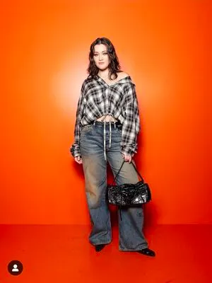 Isa Briones OnlyFans Leaked Free Thumbnail Picture - #9ZoneofX4J