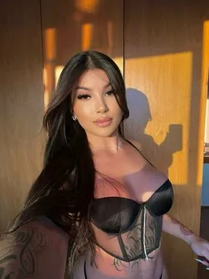 Isa Buenno OnlyFans Leaked Free Thumbnail Picture - #7Zh7eae982