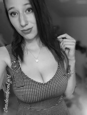 Isa Deadpool Girl OnlyFans Leaked Free Thumbnail Picture - #MgnFHEOL0n