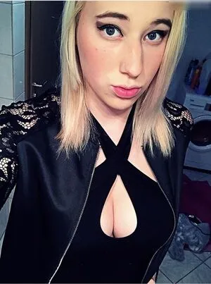 Isa Deadpool Girl OnlyFans Leaked Free Thumbnail Picture - #SLTLV7a6DF