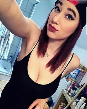 Isa Deadpool Girl OnlyFans Leaked Free Thumbnail Picture - #xv4vv1l4MB