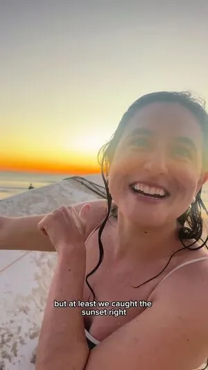 Isa Medina OnlyFans Leaked Free Thumbnail Picture - #dEAwHuPHly