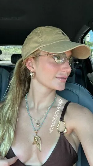 Isa Milan OnlyFans Leaked Free Thumbnail Picture - #KDMPAWze4v