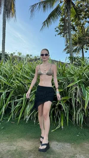 Isa Milan OnlyFans Leaked Free Thumbnail Picture - #q1pI9gwD9w