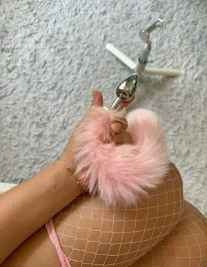 Isa Oelsi OnlyFans Leaked Free Thumbnail Picture - #sw2CqkIprI