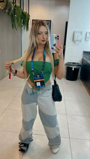 Isa Sudati OnlyFans Leaked Free Thumbnail Picture - #DTlYPSLLx1