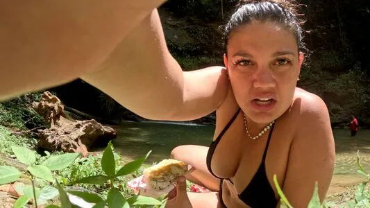 Isaa Travels OnlyFans Leaked Free Thumbnail Picture - #bYE3g1HR64