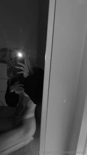 Isabel Ditlevsen OnlyFans Leaked Free Thumbnail Picture - #97TxVBFkz1