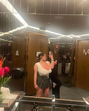 Isabel M OnlyFans Leaked Free Thumbnail Picture - #VbgjlWkVWi