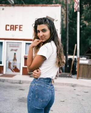 Isabel Paige OnlyFans Leaked Free Thumbnail Picture - #1ZcejlhirI