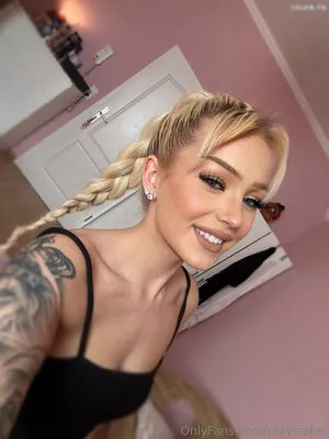 Isabel OnlyFans Leaked Free Thumbnail Picture - #w9hn09dlRn