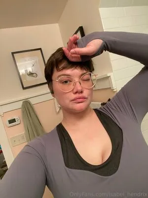 isabel_hendrix OnlyFans Leaked Free Thumbnail Picture - #Q6APh1m839