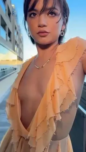 Isabela Merced OnlyFans Leaked Free Thumbnail Picture - #4YC6jzIEwS