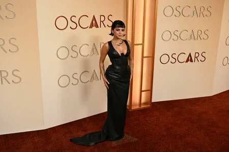 Isabela Merced OnlyFans Leaked Free Thumbnail Picture - #5sURmEpnkl