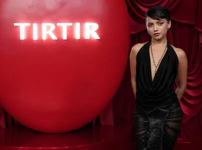 Isabela Merced OnlyFans Leaked Free Thumbnail Picture - #BLhF3Ni1p5