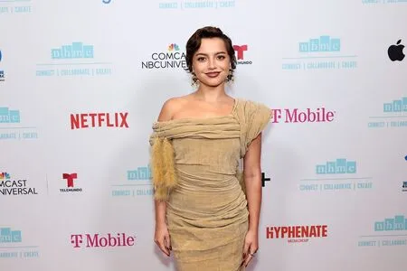 Isabela Merced OnlyFans Leaked Free Thumbnail Picture - #RShjhf23Tg