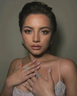 Isabela Merced OnlyFans Leaked Free Thumbnail Picture - #THiRlCSkyp