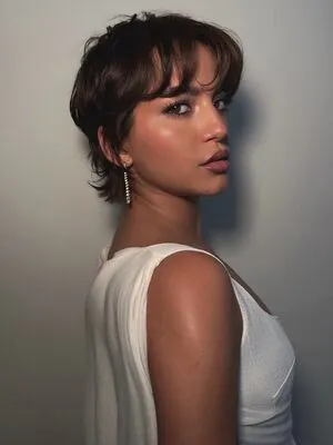 Isabela Merced OnlyFans Leaked Free Thumbnail Picture - #URL499IY8E