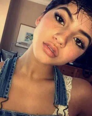 Isabela Merced OnlyFans Leaked Free Thumbnail Picture - #frHnSOyZTc
