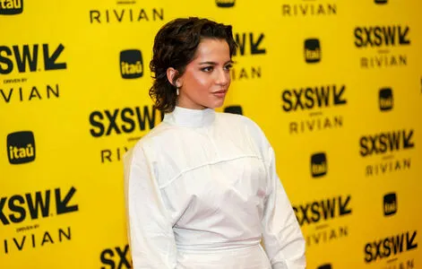 Isabela Merced OnlyFans Leaked Free Thumbnail Picture - #gdXewePgIW