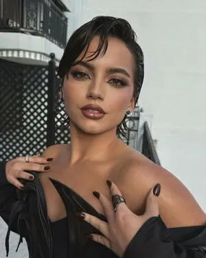 Isabela Merced OnlyFans Leaked Free Thumbnail Picture - #hyS5P5EWkr