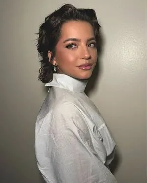 Isabela Merced OnlyFans Leaked Free Thumbnail Picture - #uHhsktr7AJ