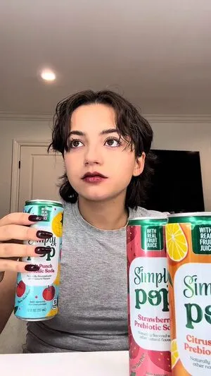 Isabela Merced OnlyFans Leaked Free Thumbnail Picture - #x1Or6HhFXp