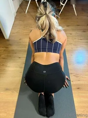 Isabela Stillsinning OnlyFans Leaked Free Thumbnail Picture - #WY2u27z863