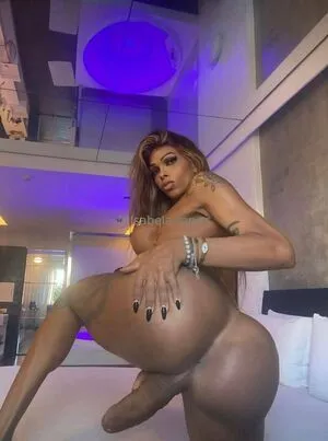 Isabelats Top OnlyFans Leaked Free Thumbnail Picture - #VpiXzlayyn