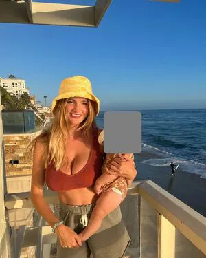 Isabella Abell OnlyFans Leaked Free Thumbnail Picture - #lOSuBESK0n