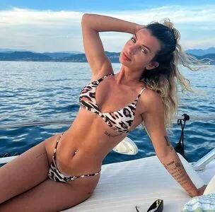 Isabella Arena OnlyFans Leaked Free Thumbnail Picture - #cV1mlLgU42