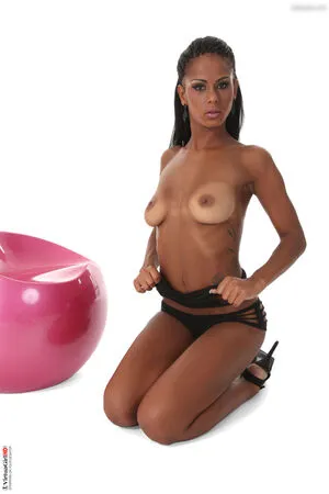 Isabella Chrystin OnlyFans Leaked Free Thumbnail Picture - #qqTCX91uz6