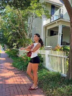 Isabella Ferreira OnlyFans Leaked Free Thumbnail Picture - #HWeZYrIpZ2