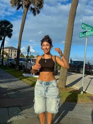 Isabella Ferreira OnlyFans Leaked Free Thumbnail Picture - #selj1aOEON