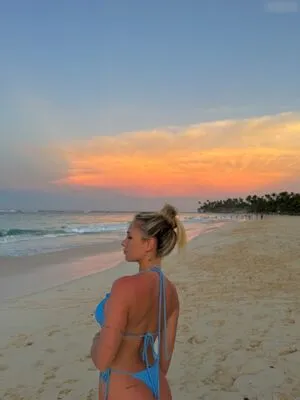 Isabella Honey OnlyFans Leaked Free Thumbnail Picture - #NbheyHyEAD