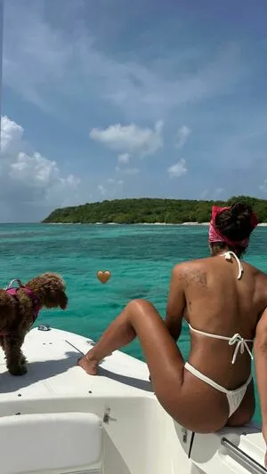 Isabella Ladera OnlyFans Leaked Free Thumbnail Picture - #HcmGeRaKMS