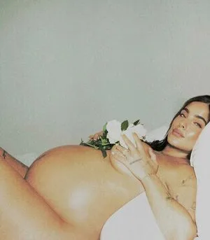 Isabella Ladera OnlyFans Leaked Free Thumbnail Picture - #JdoemDGSSM