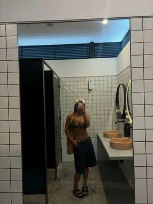 Isabella Lauren OnlyFans Leaked Free Thumbnail Picture - #CDgmolSKud