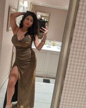 Isabella R OnlyFans Leaked Free Thumbnail Picture - #lztxE9FUYZ