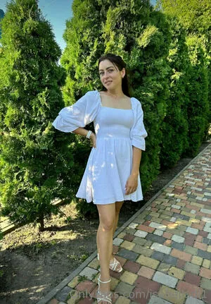 Isabelladl1 OnlyFans Leaked Free Thumbnail Picture - #g7CKcBWzVA