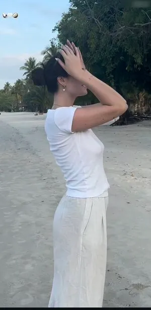 Isabellamour OnlyFans Leaked Free Thumbnail Picture - #8LblYnJlZC