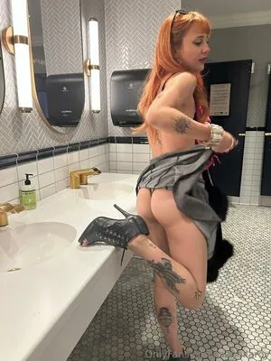 Isabellaroy OnlyFans Leaked Free Thumbnail Picture - #4pRUIZt5ib