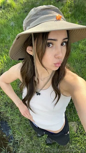 Isabellaroy OnlyFans Leaked Free Thumbnail Picture - #oMw9g7SzMr