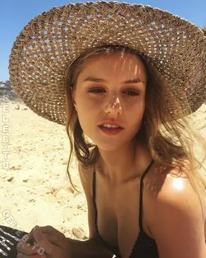Isabelle Cornish OnlyFans Leaked Free Thumbnail Picture - #IQfGbDlXmh