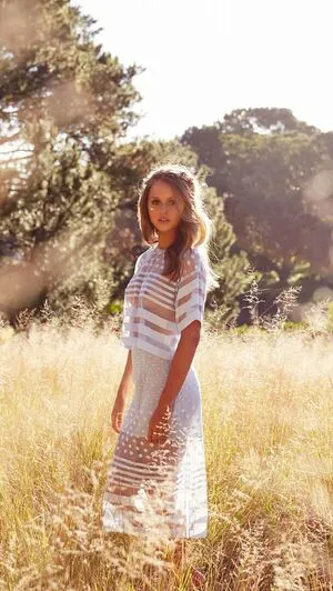 Isabelle Cornish OnlyFans Leaked Free Thumbnail Picture - #Lko3WUjjYE