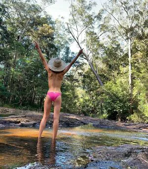 Isabelle Cornish OnlyFans Leaked Free Thumbnail Picture - #dQfKKDyMIS